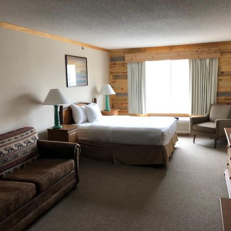 Flat Creek Lodge Hayward Exterior foto